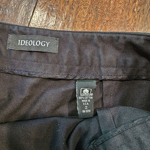 Black Mini Skirt Punk Buckle Pleated Detail Emo Scene Goth Skirt 26" waist - Picture 2 of 7